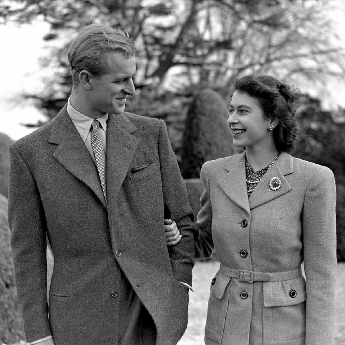 Voici des photos de la vie du prince Philip qui est décédé ce matin à l’âge de 99 ans
