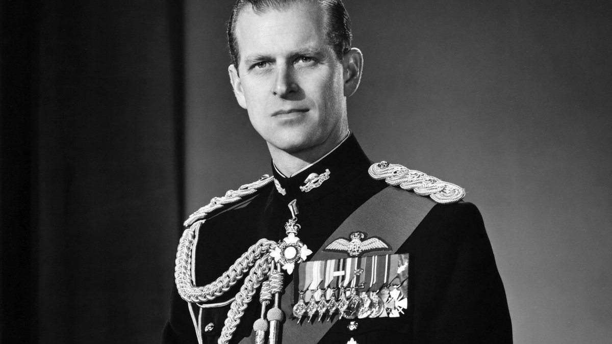 Voici des photos de la vie du prince Philip qui est décédé ce matin à l’âge de 99 ans