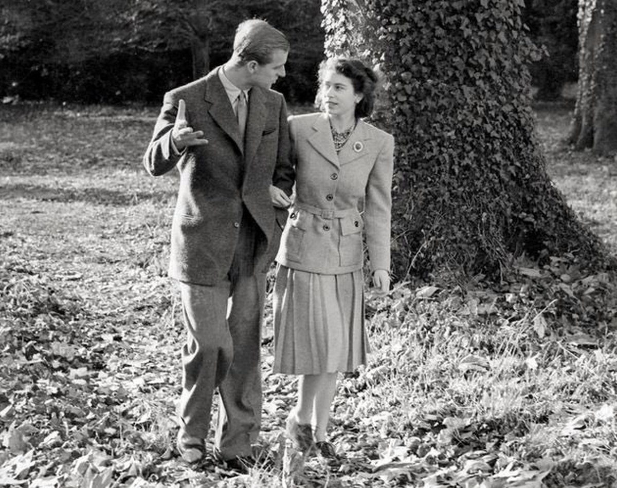 Voici des photos de la vie du prince Philip qui est décédé ce matin à l’âge de 99 ans