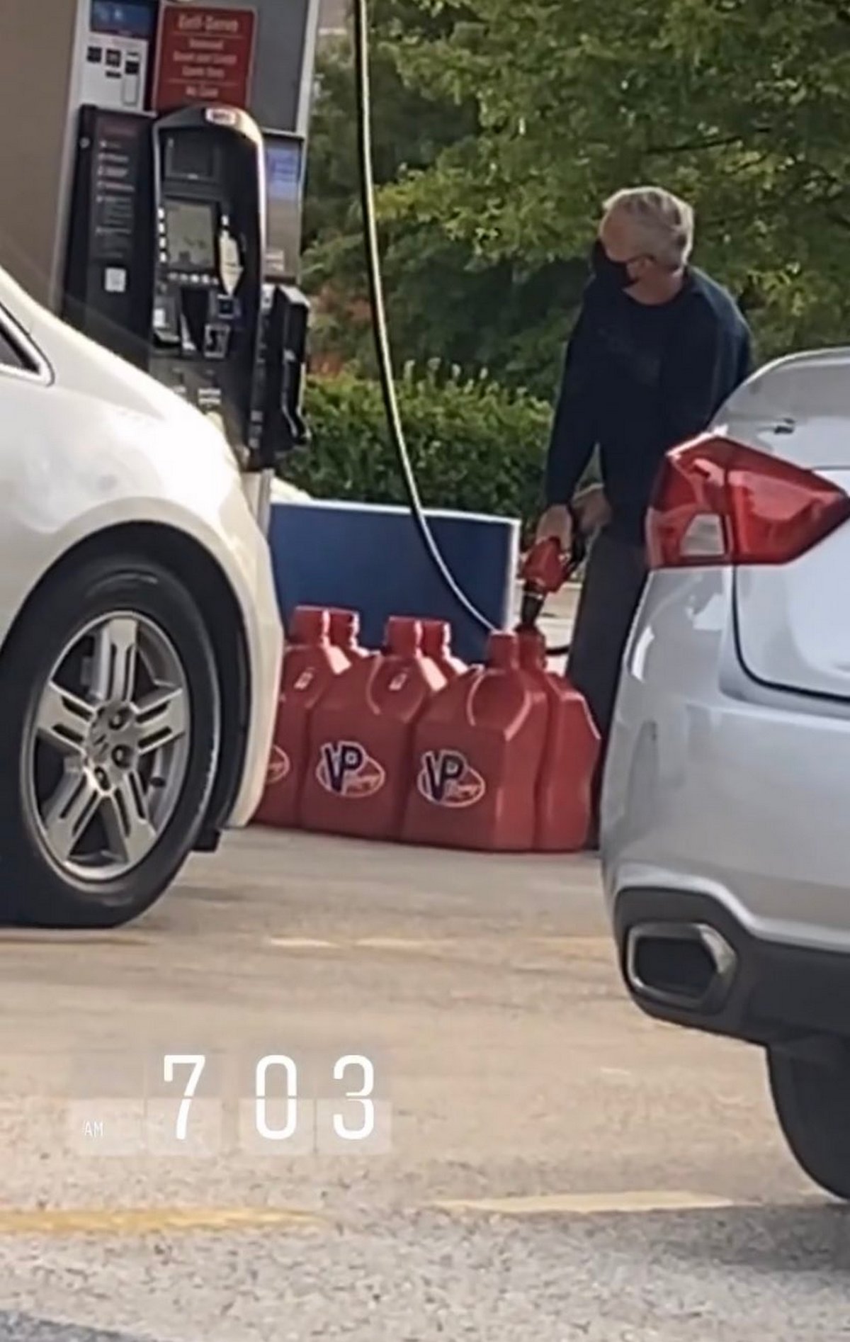 Ces photos montrent des Américains paniqués par la « pénurie d’essence » qu’ils ont créée eux-mêmes