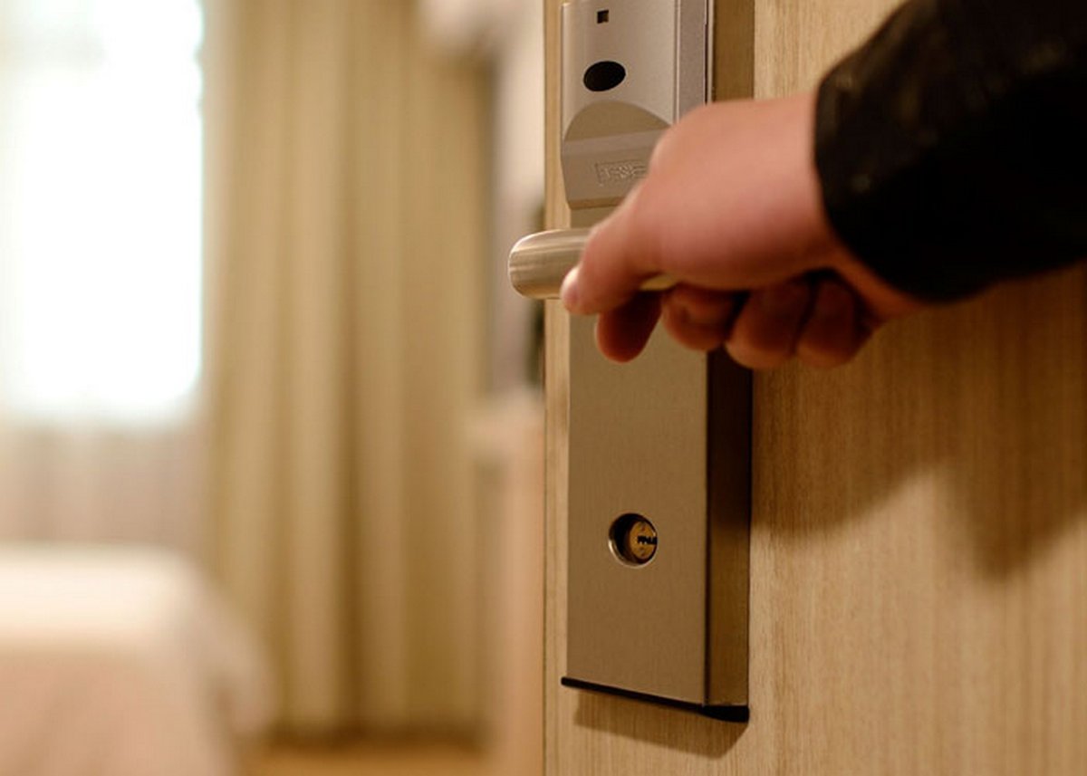 10 secrets d’hôtel que la plupart des gens ne connaissent pas, révélés par une ex-employée