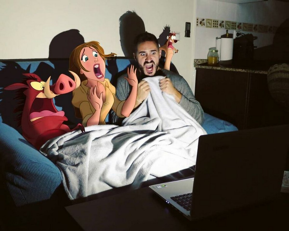 Cet homme continue d’insérer des personnages Disney dans ses photos et on dirait qu’ils s’amusent comme des fous