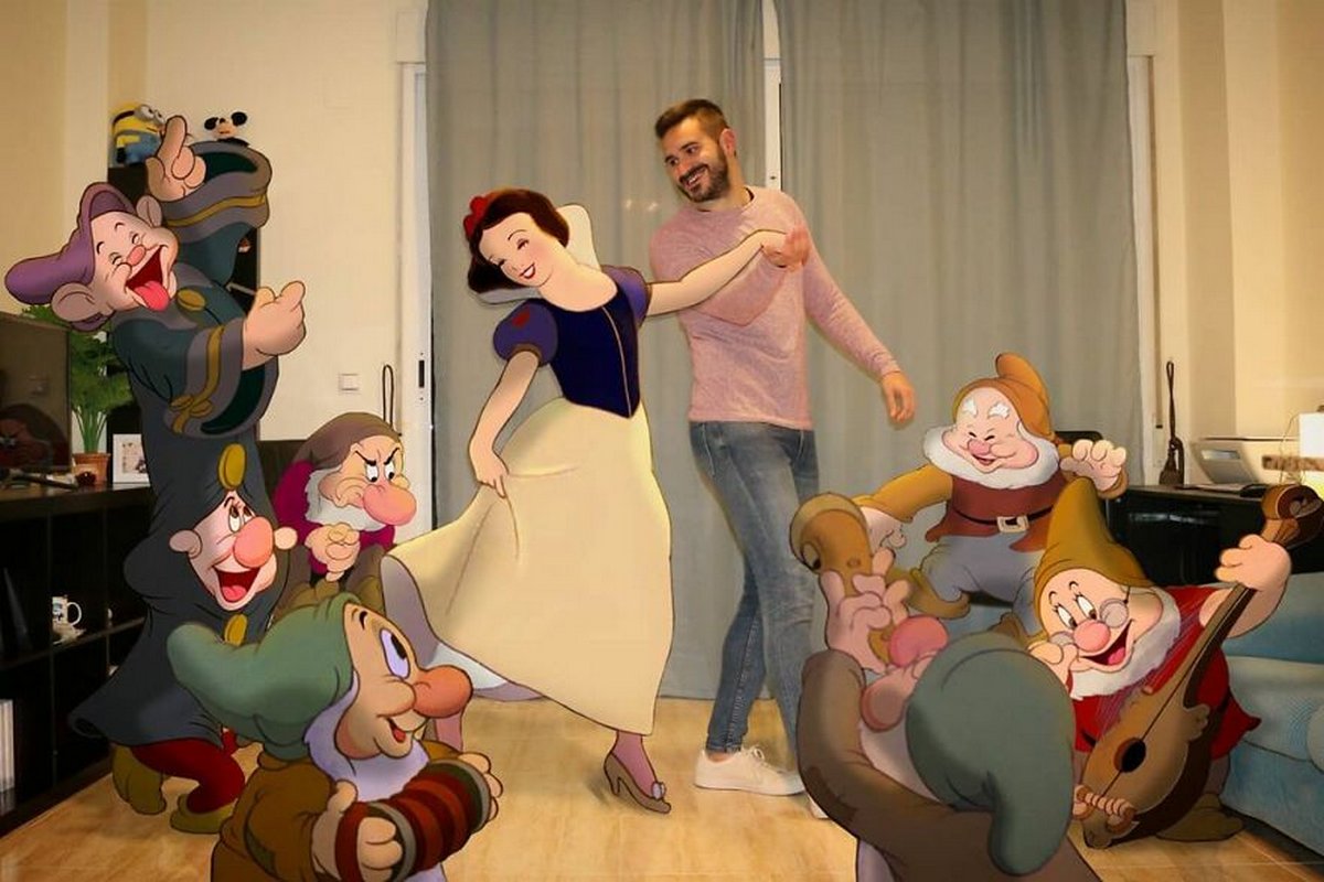 Cet homme continue d’insérer des personnages Disney dans ses photos et on dirait qu’ils s’amusent comme des fous