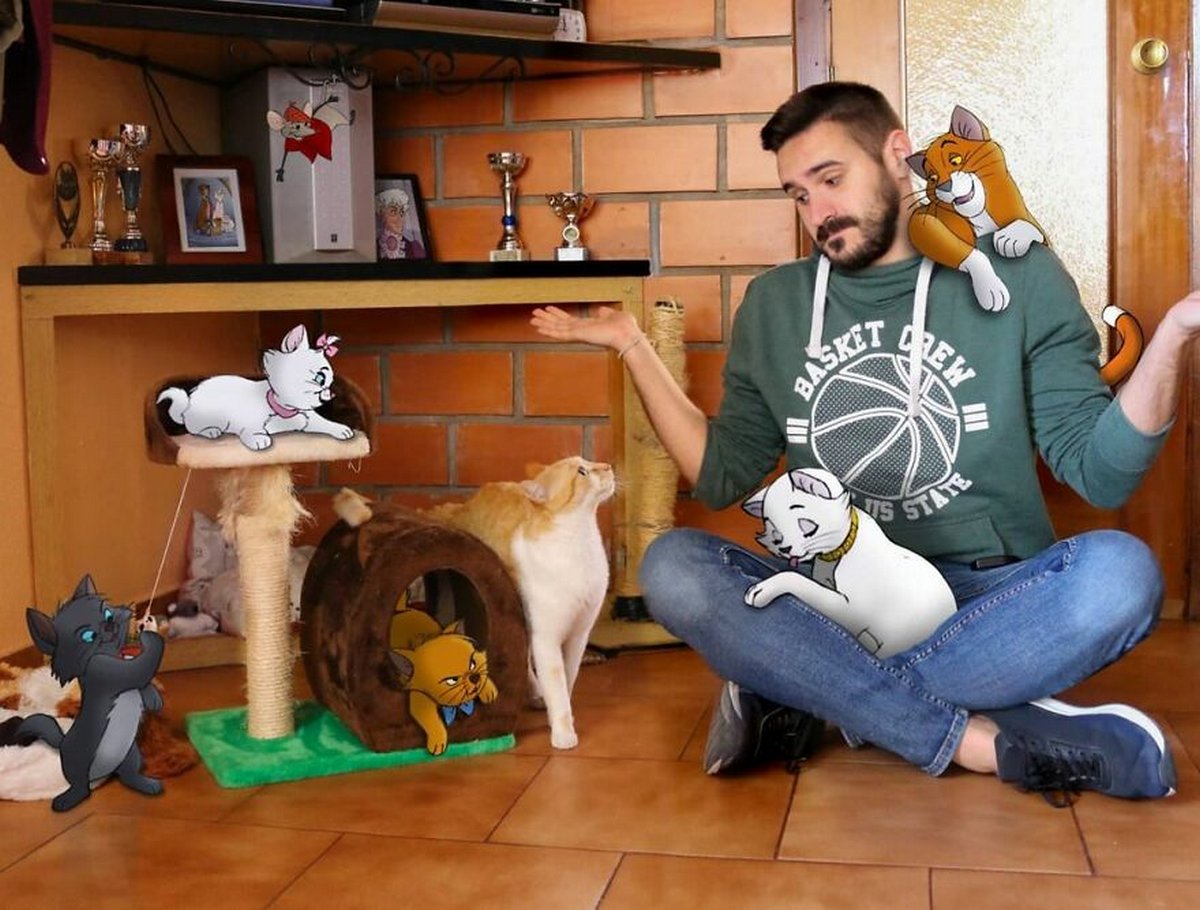 Cet homme continue d’insérer des personnages Disney dans ses photos et on dirait qu’ils s’amusent comme des fous