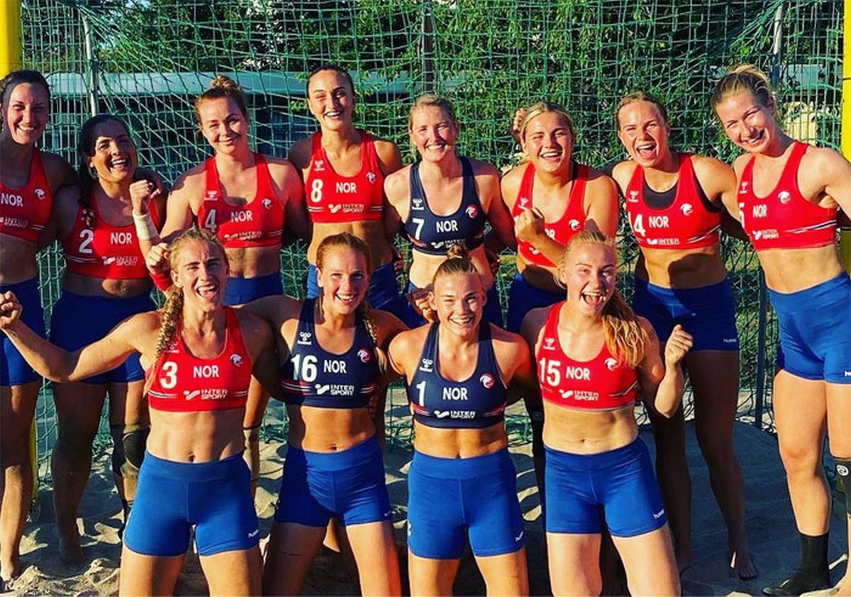 Les gens sont furieux de la décision d’infliger une amende à l’équipe féminine norvégienne de handball pour avoir choisi de porter des shorts plutôt qu’un bas de bikini