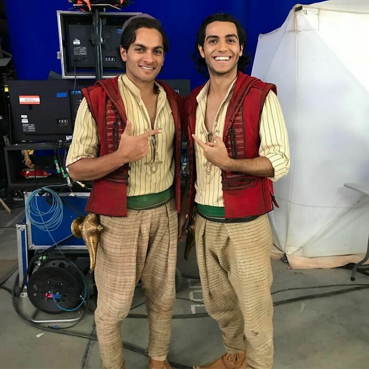 Ces acteurs et leurs doublures se ressemblent comme deux gouttes d’eau