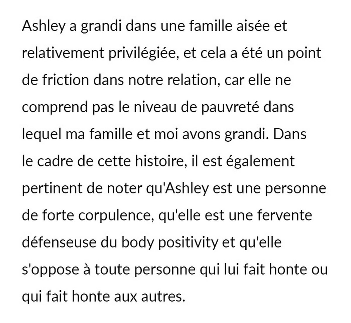 Un homme supplie sa petite amie de ne pas trop manger chez sa grand-mère et demande s’il a tort après qu’elle lui a crié dessus