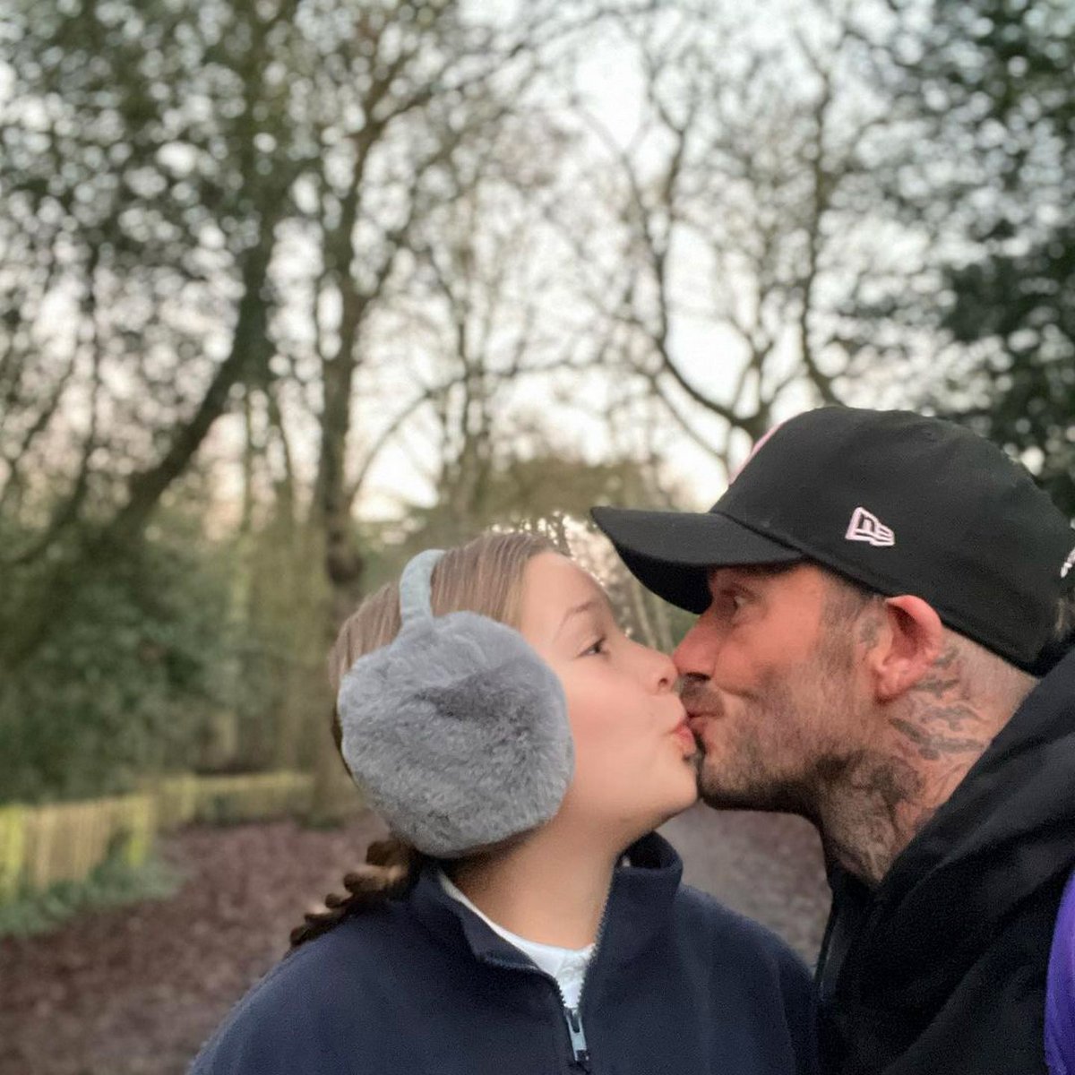 David Beckham déclenche un débat sur la parentalité après avoir embrassé sa fille sur les lèvres