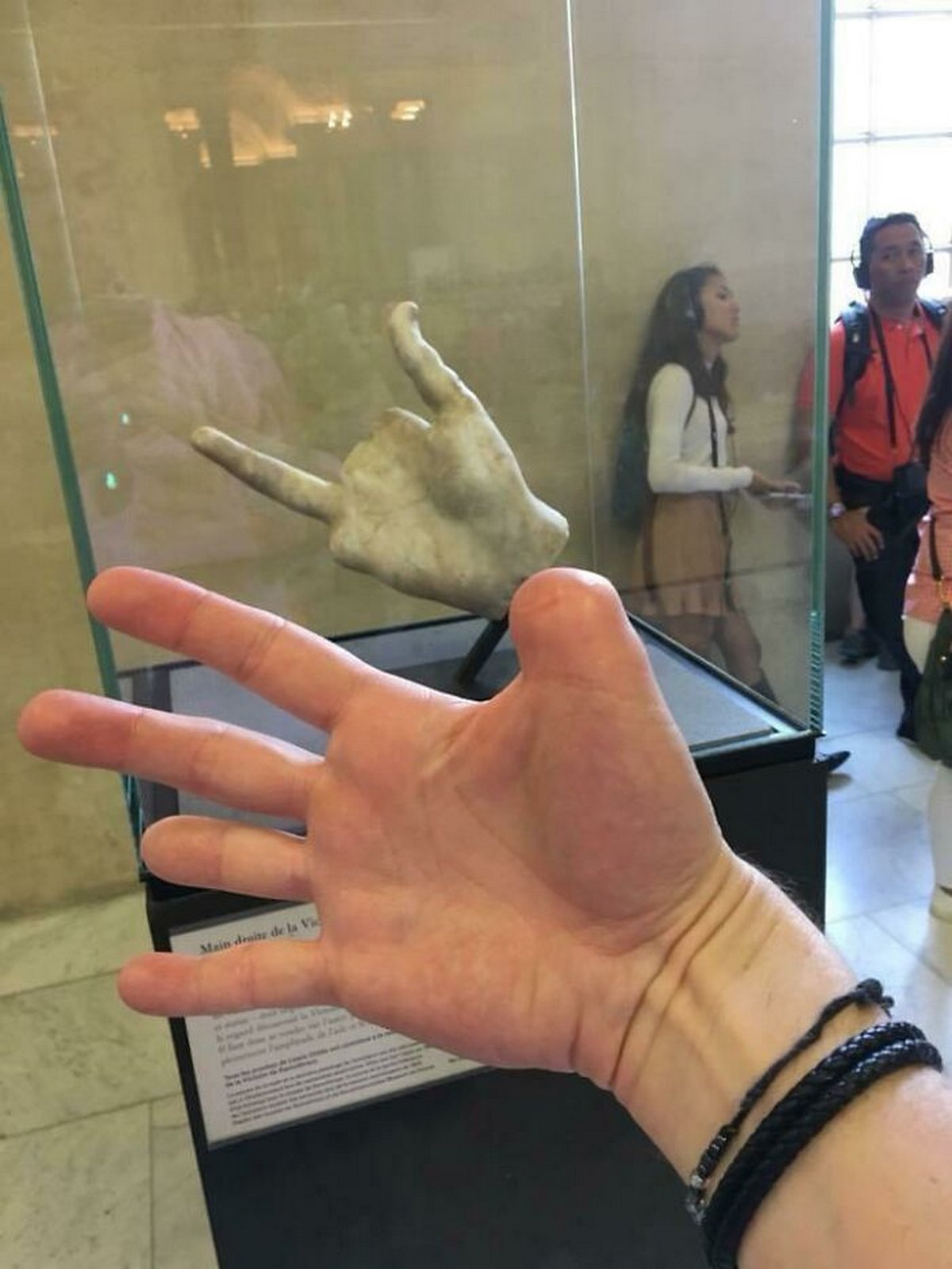 Ces gens ont décidé de s’amuser dans des musées et des galeries d’art