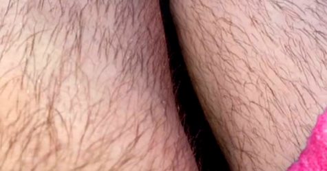 Une femme a envoyé une photo de ses jambes poilues à son petit ami pour rigoler, mais elle ne s&#8217;attendait pas à ce qu&#8217;il réponde en lui faisant honte