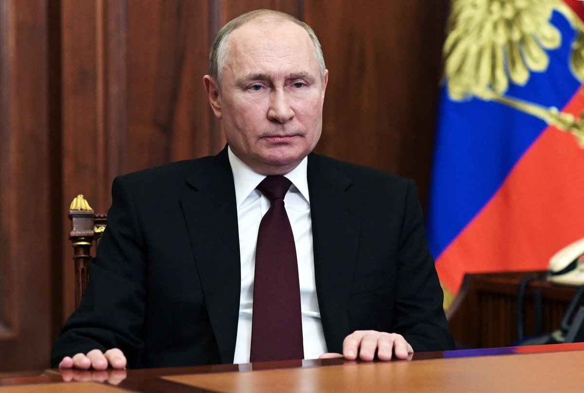 Anonymous lance un avertissement effrayant à Poutine le « fou »