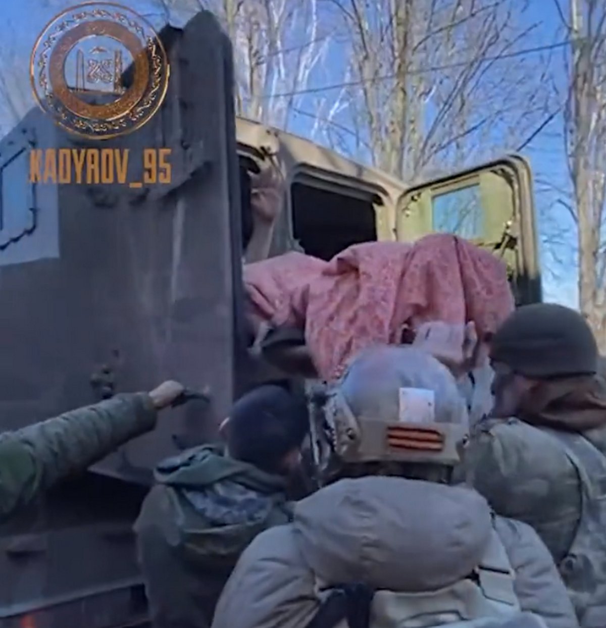 Un commandant russe a été délibérément tué par ses propres troupes après avoir subi de lourdes pertes en Ukraine