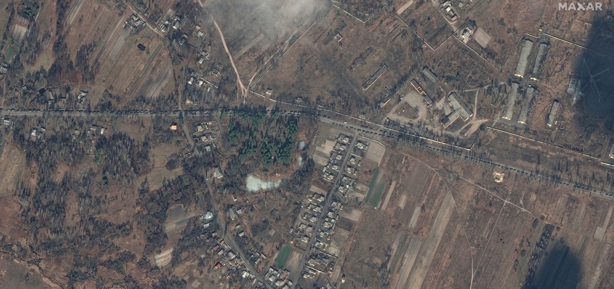 Des images satellites montrent un convoi de véhicules militaires russes de 65 km de long se rapprochant de Kiev