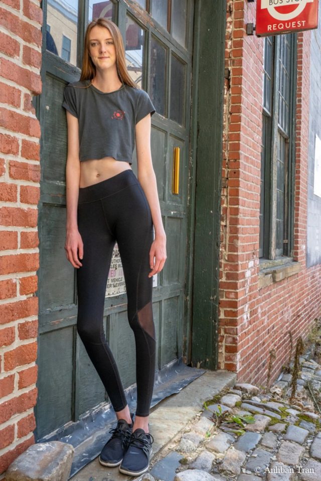 La fille aux plus longues jambes du monde a rejoint OnlyFans pour une