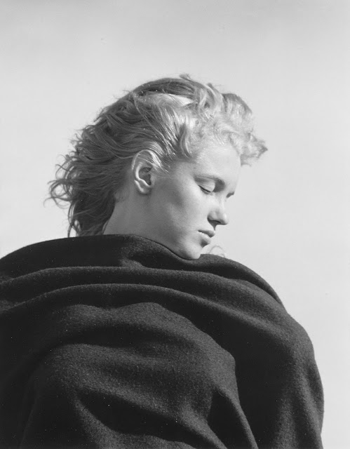 marilyn-monroe-andre-de-dienes-1945-13