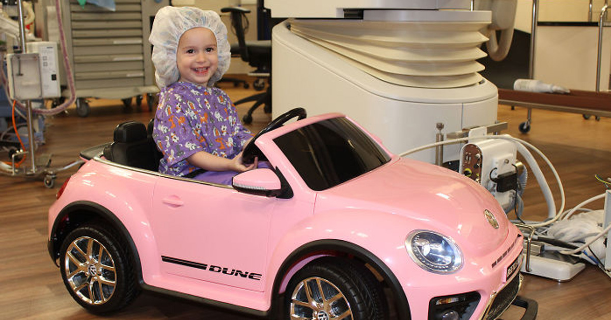 Une nouvelle petite voiture pour les enfants.. - Clinique du Pays de Rance