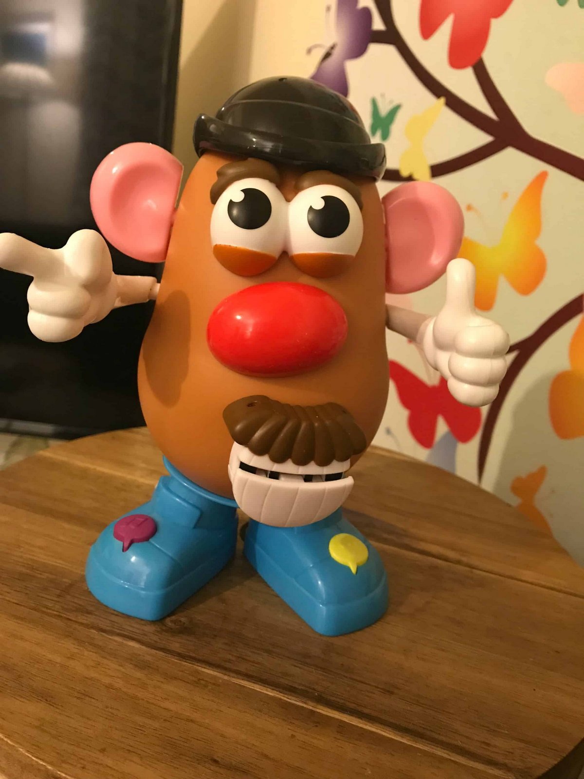 Monsieur Patate, la marque de jouets culte, ne sera plus genrée