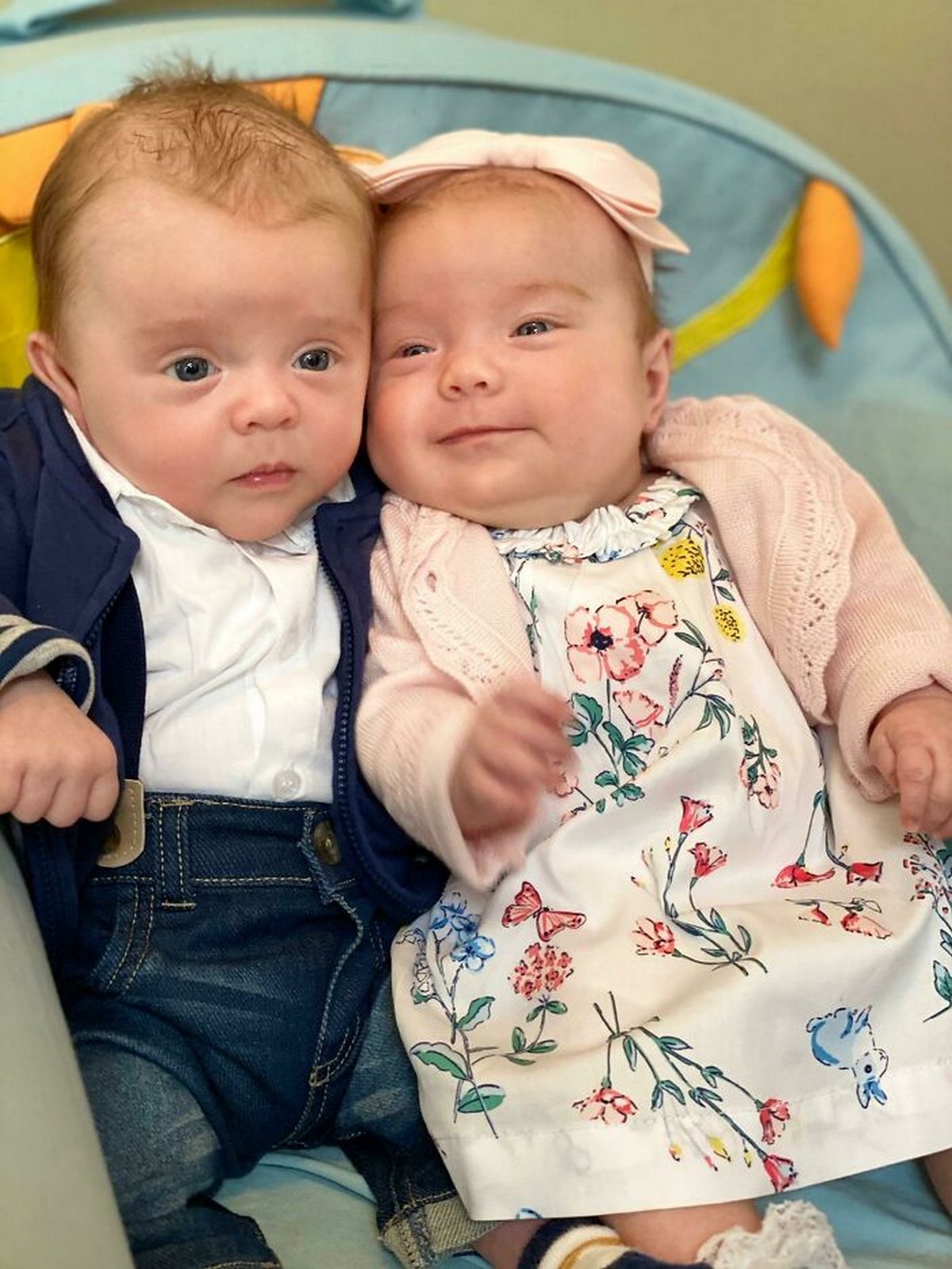 Petit Bébé Garçon Nouveau-né, Dormant Dans La Vieille Rétro