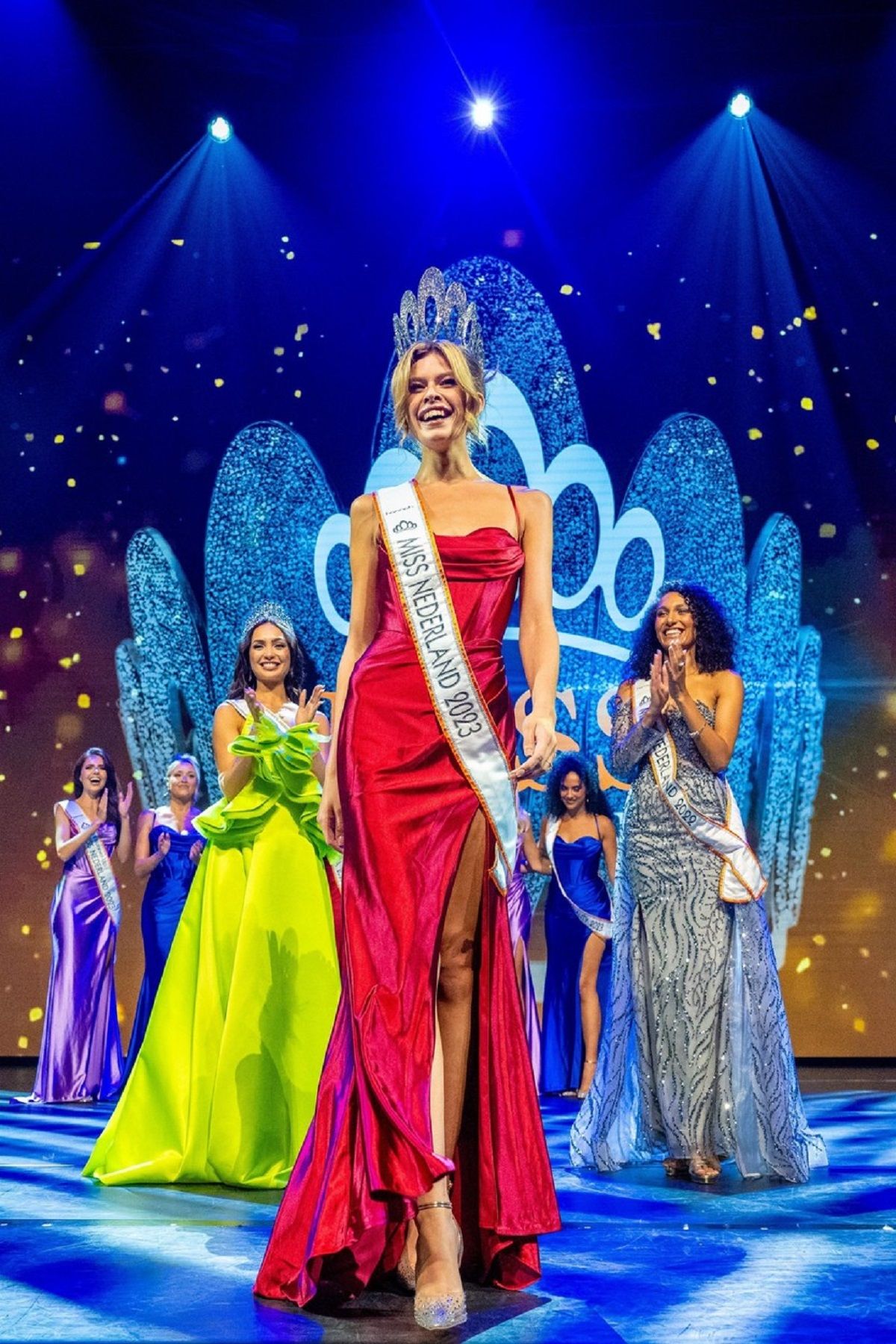 Le concours de Miss Pays-Bas a connu un moment historique lorsque Rikkie Valerie Kollé est devenue la première femme trans à remporter la couronne.
