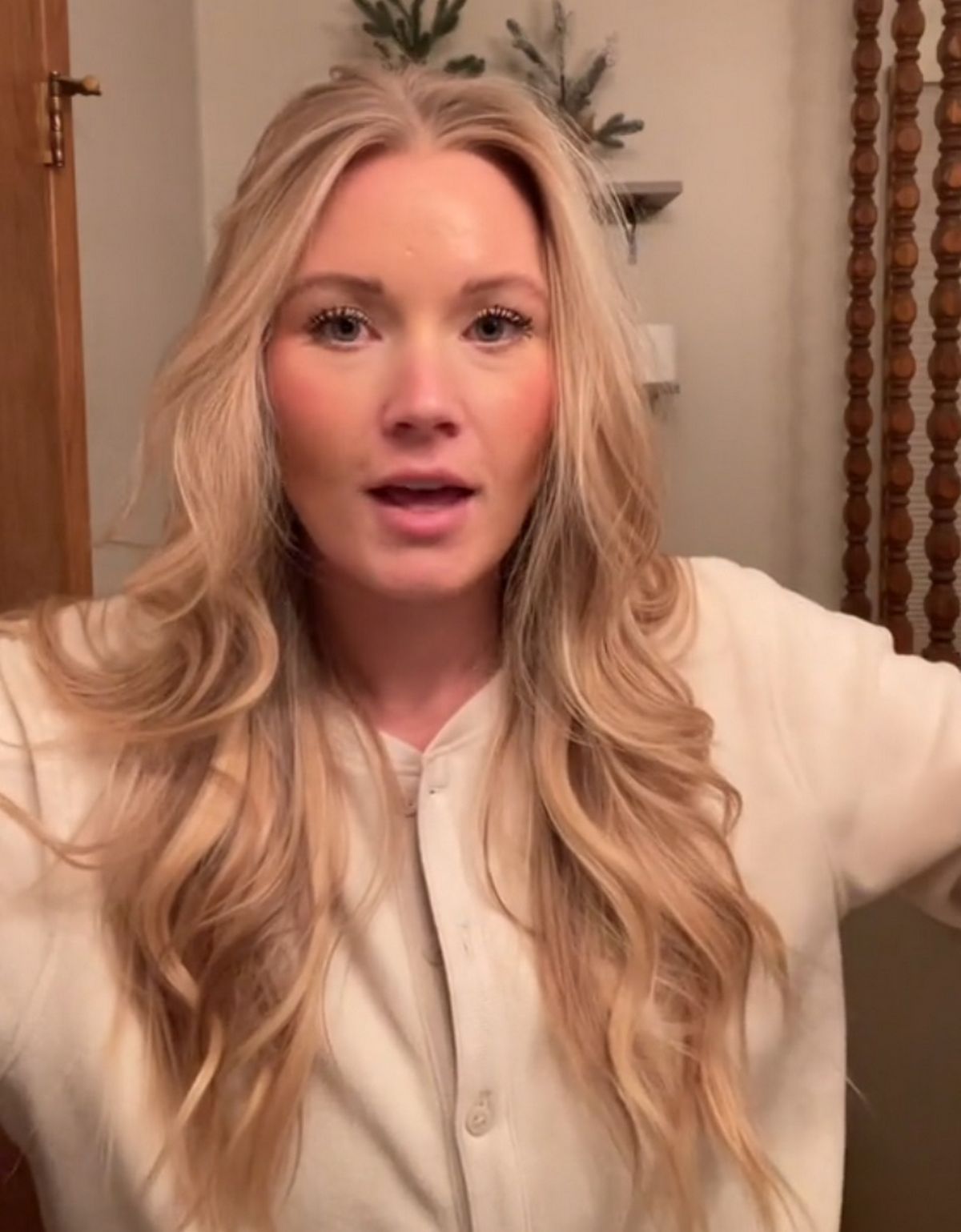Allison Delperdang a mis en ligne une vidéo dans laquelle elle s’interroge sur la fréquence de lavage des pyjamas chez les adultes.