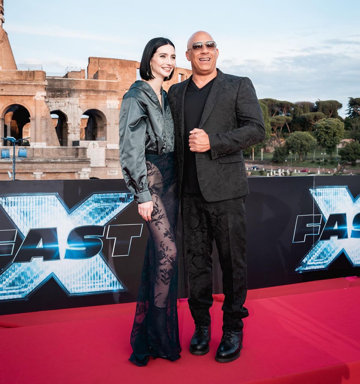 Dans une déclaration précédente, Meadow a révélé son implication dans le film très attendu Fast and Furious 10. Ici, elle est photographiée aux côtés de Vin Diesel lors de la grande première du film.