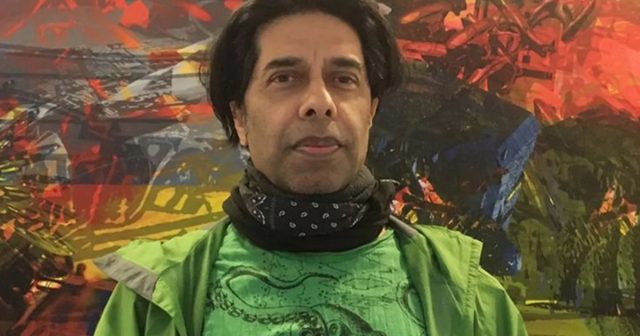 L'acteur de théâtre britannique Shiv Grewal est mort brièvement et a été réanimé, partageant son expérience de visite de l'au-delà.